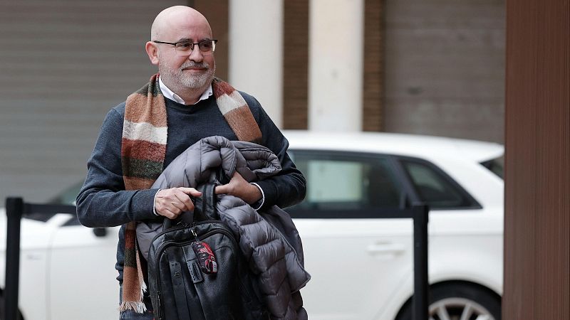 El subdirector de Emergencias asegura que planteó el envío del ES-Alert por la dana a las 17:15 - Telediario 2 | Ver