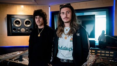 Vuelven los granadinos La Plazuela con 'Lugar N� 0' - Telediario 2 | Ver