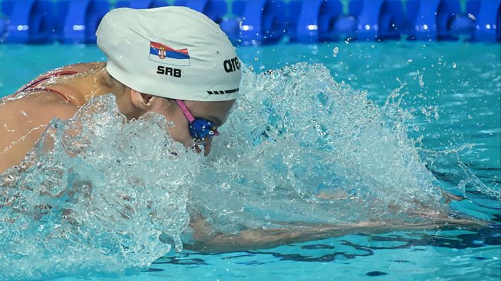 Natación - Campeonato de Europa de piscina corta. Sesión matinal. Series preliminares