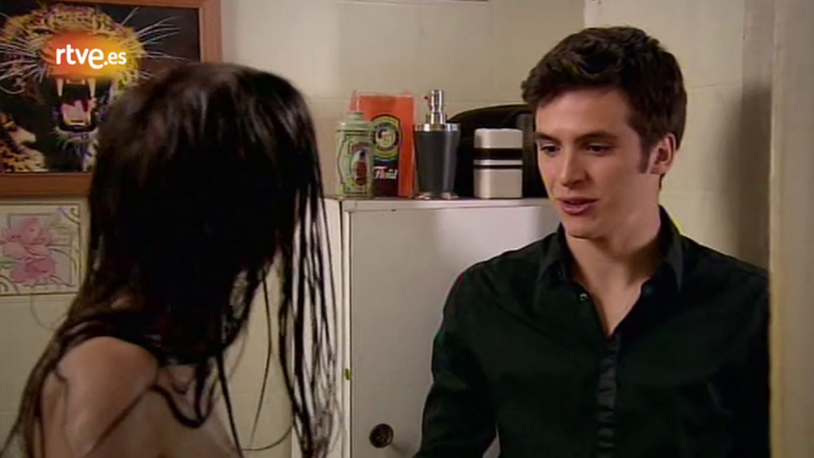 Cuéntame cómo pasó - Lola al desnudo (Cap. 239)