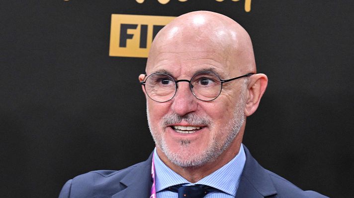  - Luis de la Fuente valora en RTVE el sorteo del Mundial 2026: "Aquí no hay nada fácil"