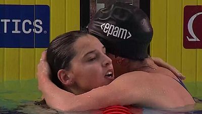 Alba Vázquez y Emma Carrasco ganan plata y bronce europeos en 400 estilos