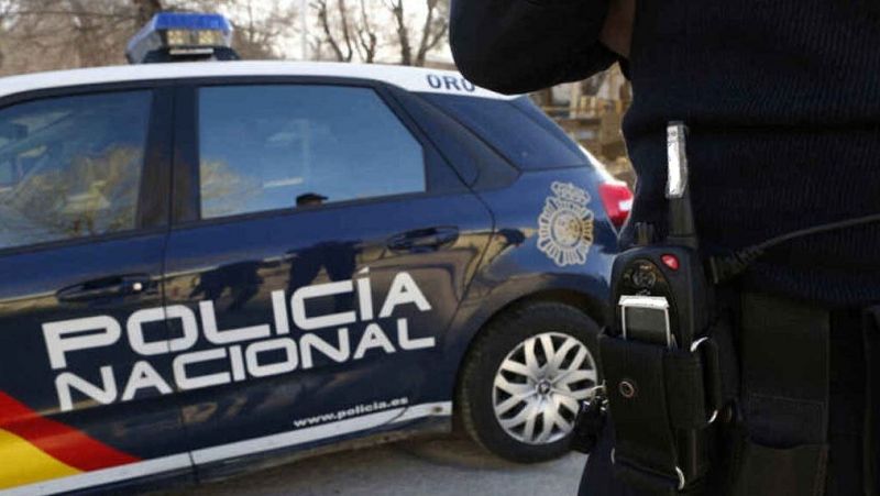 Lucha contra el narcotráfico en el Estrecho: un equipo de TVE acompaña a los agentes de vigilancia aduanera