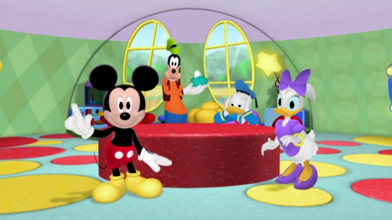 Donald cuida de un huevo - La casa de Mickey Mouse | Ver