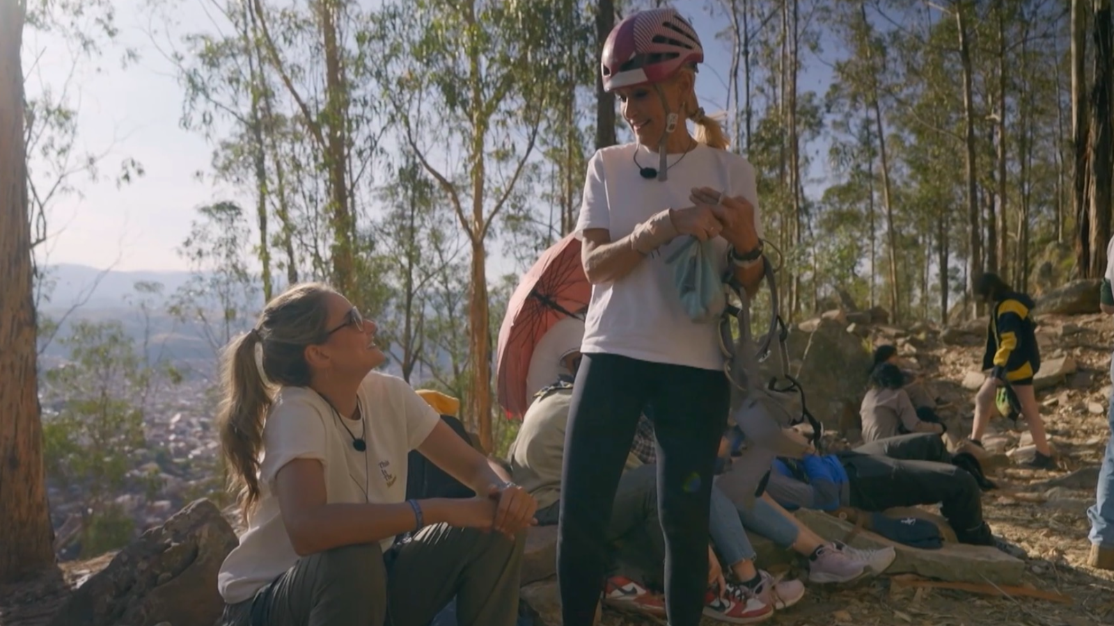 Hasta el fin del mundo - Cristina vence el miedo a la escalada - Hasta el fin del mundo | Ver