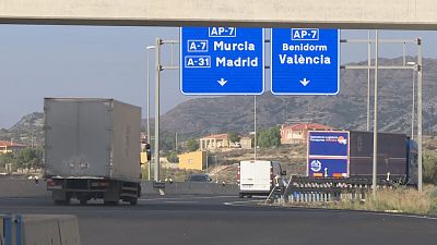 El Govern autoritza l'alliberament del peatge de l'autopista AP-7 Circunvalaci� d'Alacant - L'informatiu - Comunitat Valenciana | Ver