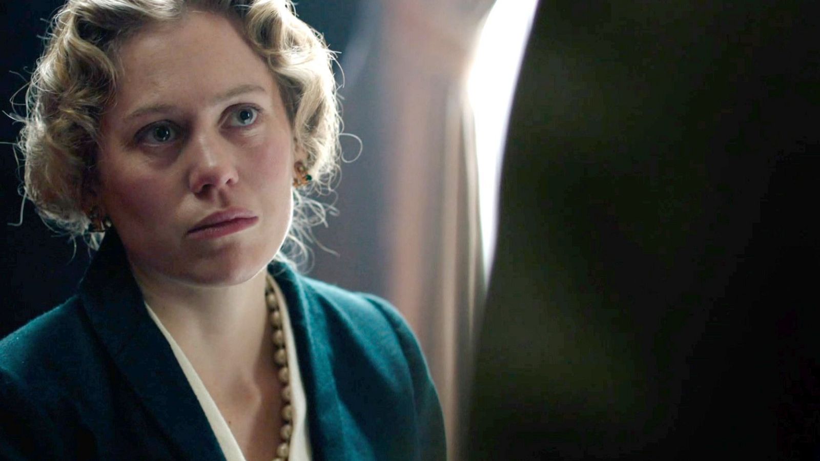 Ena - La petición de la reina al gobierno de la República - ENA. La reina Victoria Eugenia | Ver