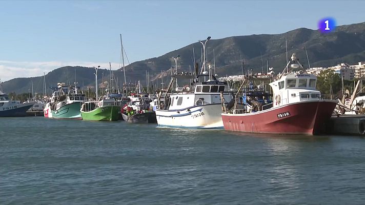 L'Informatiu - Els pescadors catalans amenacen a incomplir les limitacions fixades a Brussel·les