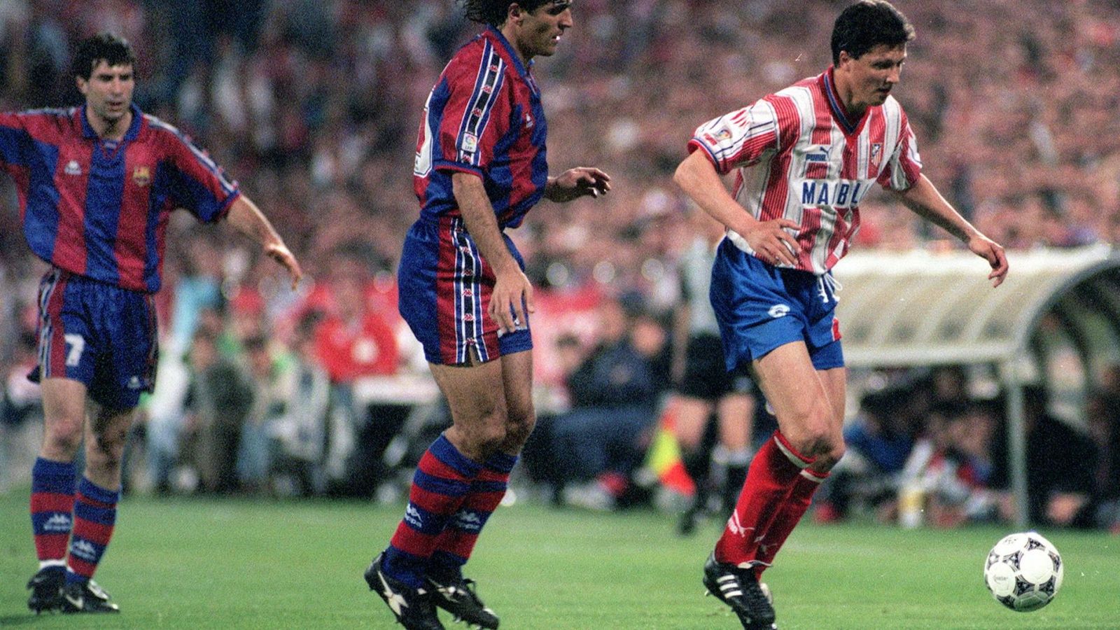 Tres dobletes de Penev en el Atlético campeón de Liga y Copa en 1996 - Fútbol | Ver