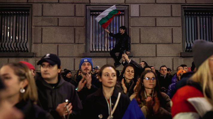 La tarde en 24h - El Gobierno de Bulgaria dimite tras una ola de protestas contra la corrupción