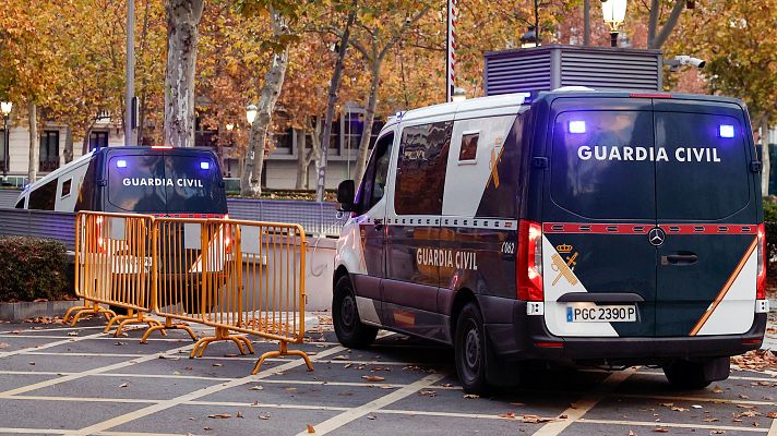 Fin de semana 24h - Libertad con medidas cautelares para Leire Díez, el expresidente de la SEPI y el socio de Santos Cerdán