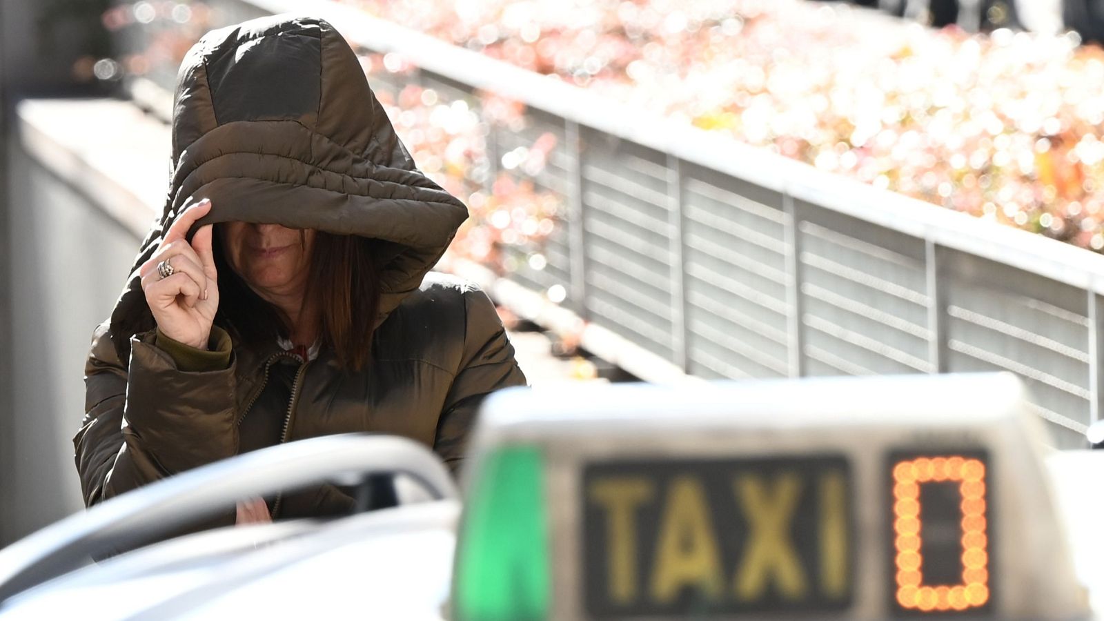 Libertad para Leire Díez, el expresidente de la SEPI y el socio de Cerdán | Ver