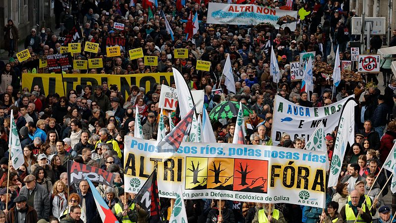 Manifestación en Santiago de Compostela contra el proyecto de Altri - Fin de semana 24h | Ver