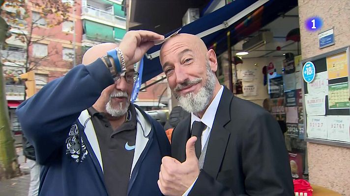 L'Informatiu - Cues, rituals i supersticions: la Grossa de Nadal torna a omplir les administracions de loteria