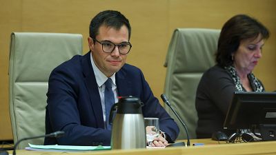 Cayetano Garc�a revela que el govern ja preparava ajudes als afectats abans d'enviar l'ES-Alert - L'informatiu - Comunitat Valenciana | Ver