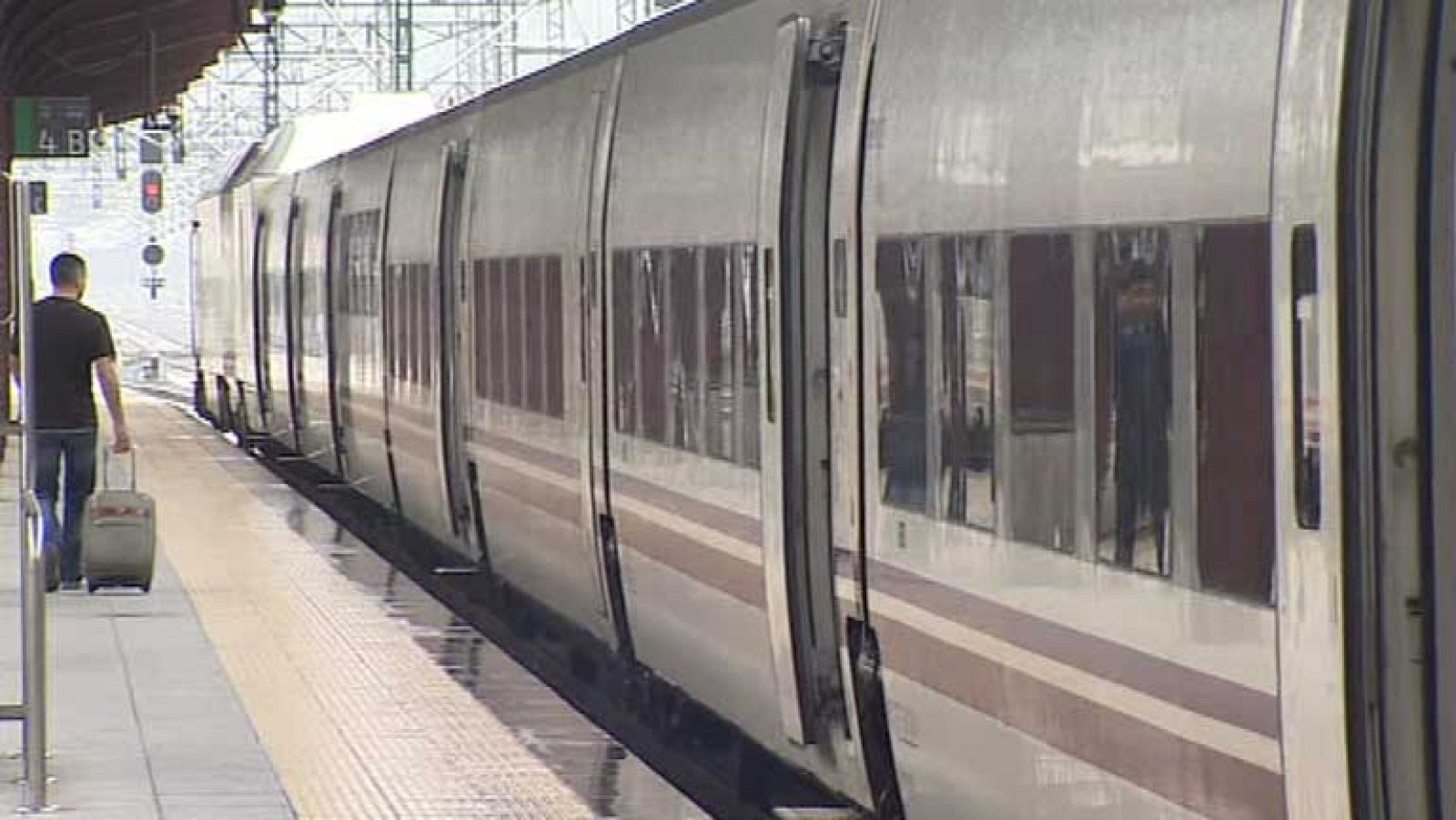 Desde hoy viajar en AVE es hasta un 70 por ciento más barato