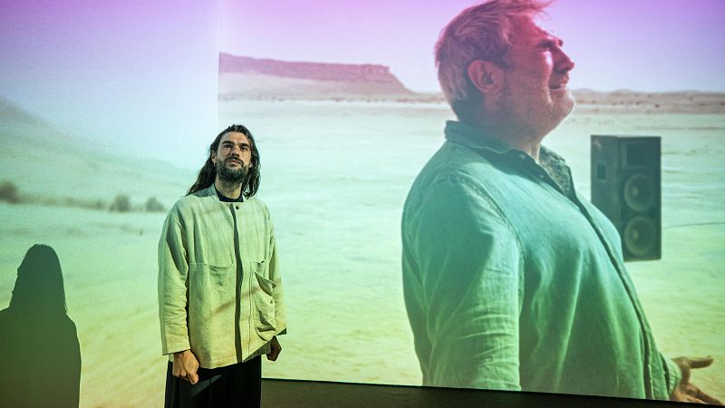 Laxe expone en el Museo Reina Sofía - Telediario 2 | Ver