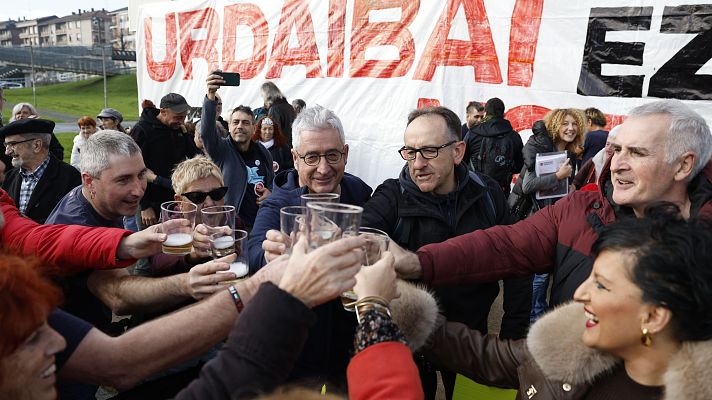 Telenorte - País Vasco - La plataforma Guggenheim Urdaibai STOP celebra por todo lo alto la paralización del proyecto
