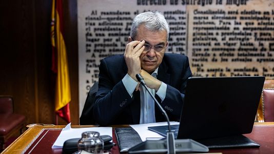 Cerd�n niega que haya financiaci�n irregular en el PSOE y habla de "persecuci�n propia de la Inquisici�n": "Soy inocente"