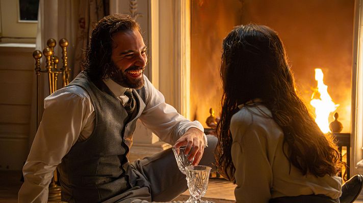 La promesa - La Promesa: Martina y Adriano improvisan una cena junto al fuego