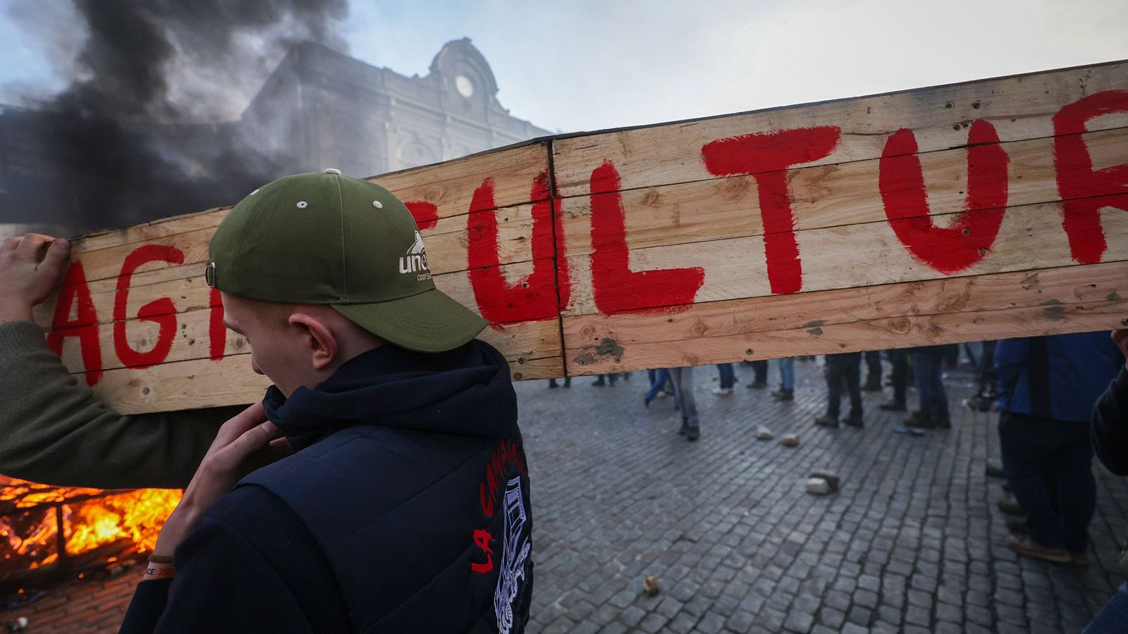 Telediario 1 en cuatro minutos - 18/12/25- RTVE.es | Ver