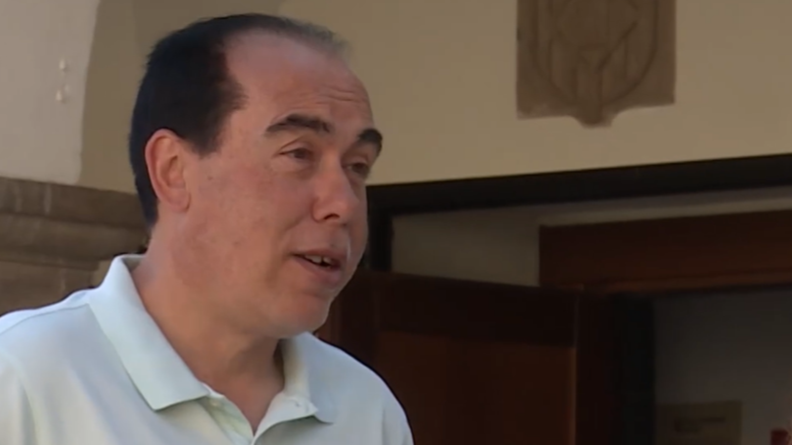 Nuevas denuncias de acoso o agresión sexual contra dirigentes políticos - Telediario 1 | Ver