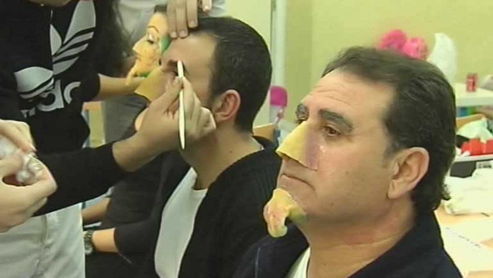 En Cádiz esta noche  se disputan el premio más importante de su carnaval