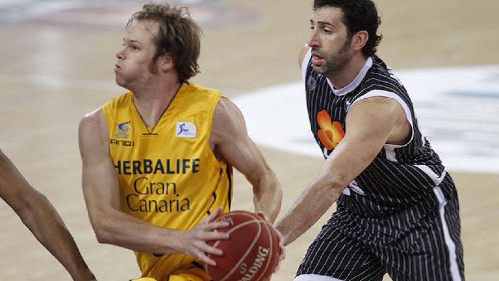 El Gran Canaria acaba con el Bilbao Basket - Informativo 24h | Ver