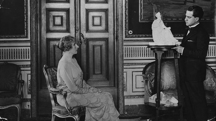 Victoria Eugenia, historia de un amor trágico - Ena en la historia