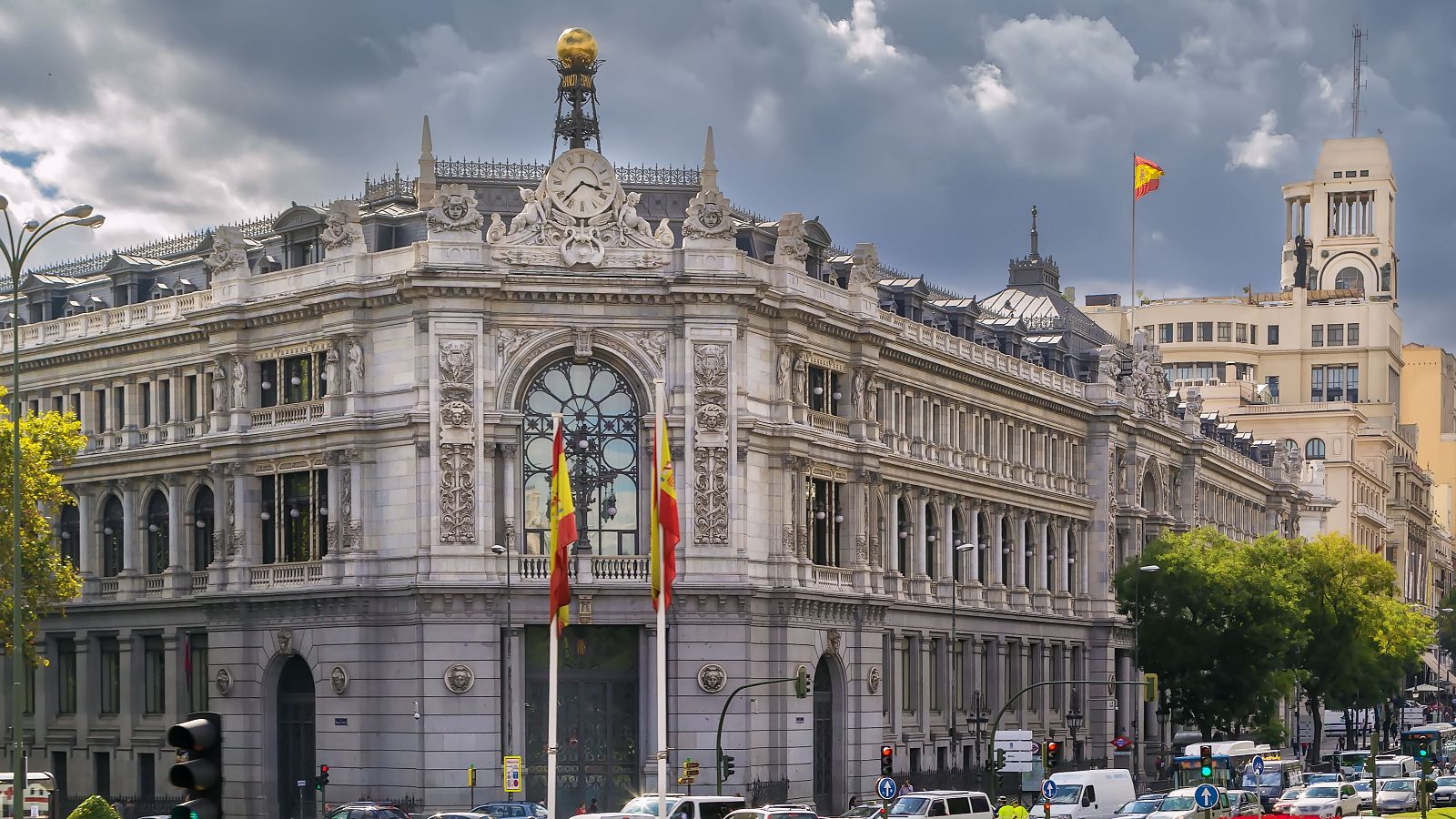 El Banco de España revisará al alza las previsiones de crecimiento para este año y el próximo