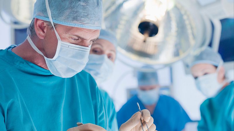 La Polic�a investiga si el cirujano pl�stico acusado de violar a una paciente en Murcia agredi� sexualmente a m�s mujeres