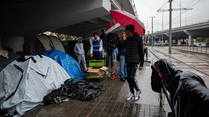 Telediario Fin de Semana - Entidades sociales acogen a 15 personas con especial vulnerabilidad desalojadas en Badalona