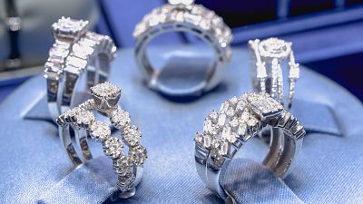 El precio de la plata se dispara y se acerca a los 70 euros por onza