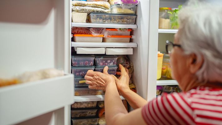 Telediario Fin de Semana - Congelar y descongelar la comida para Navidad: ¿qué hacer para que no se eche a perder?