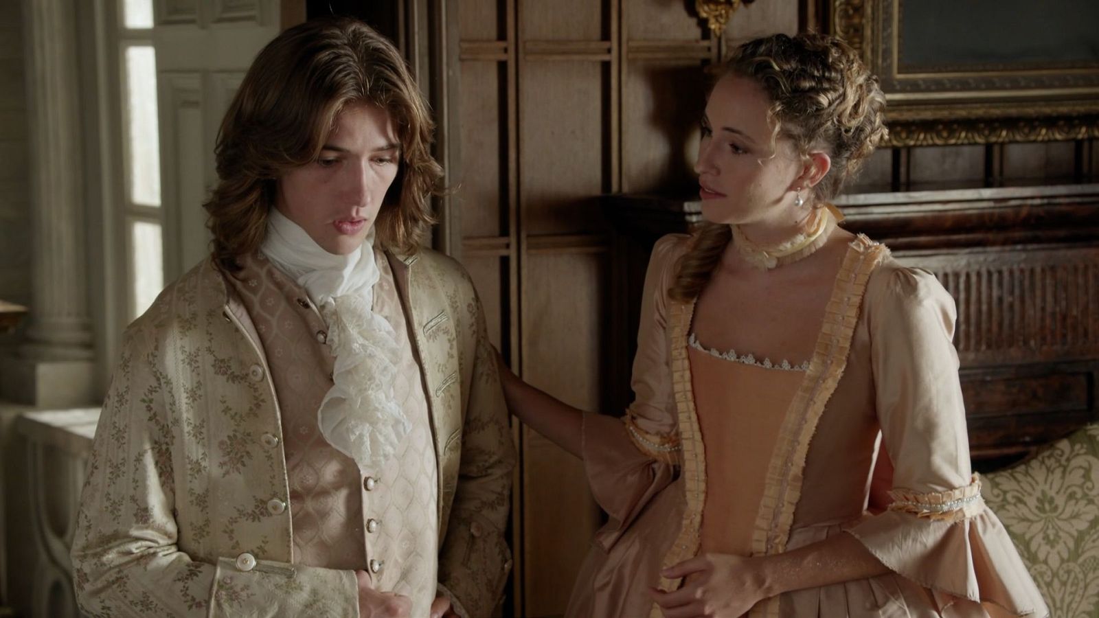 Valle Salvaje | Leonardo se marcha a Burgos sin Irene - Valle Salvaje | Ver