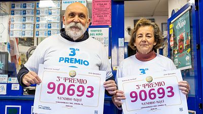 Loter�a Navidad 2025: Tercer premio en Santa Fe (Granada) | Ver - La hora de La 1 | Ver