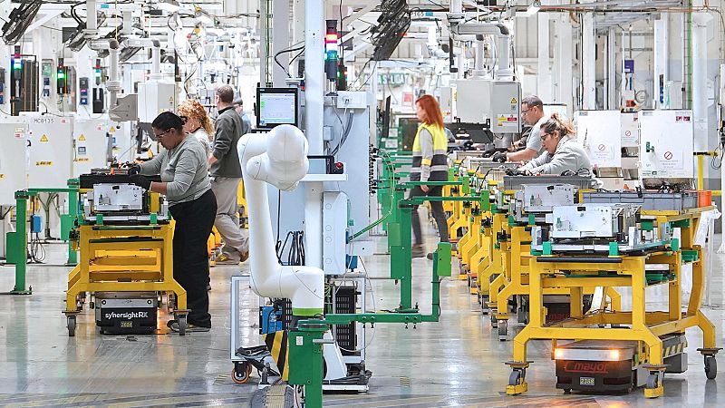 El INE confirma que el PIB creció un 0,6% en el tercer trimestre - Informativo 24h | Ver