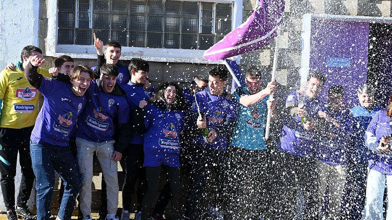 Los premiados con el Gordo de Navidad asimilan su golpe de suerte