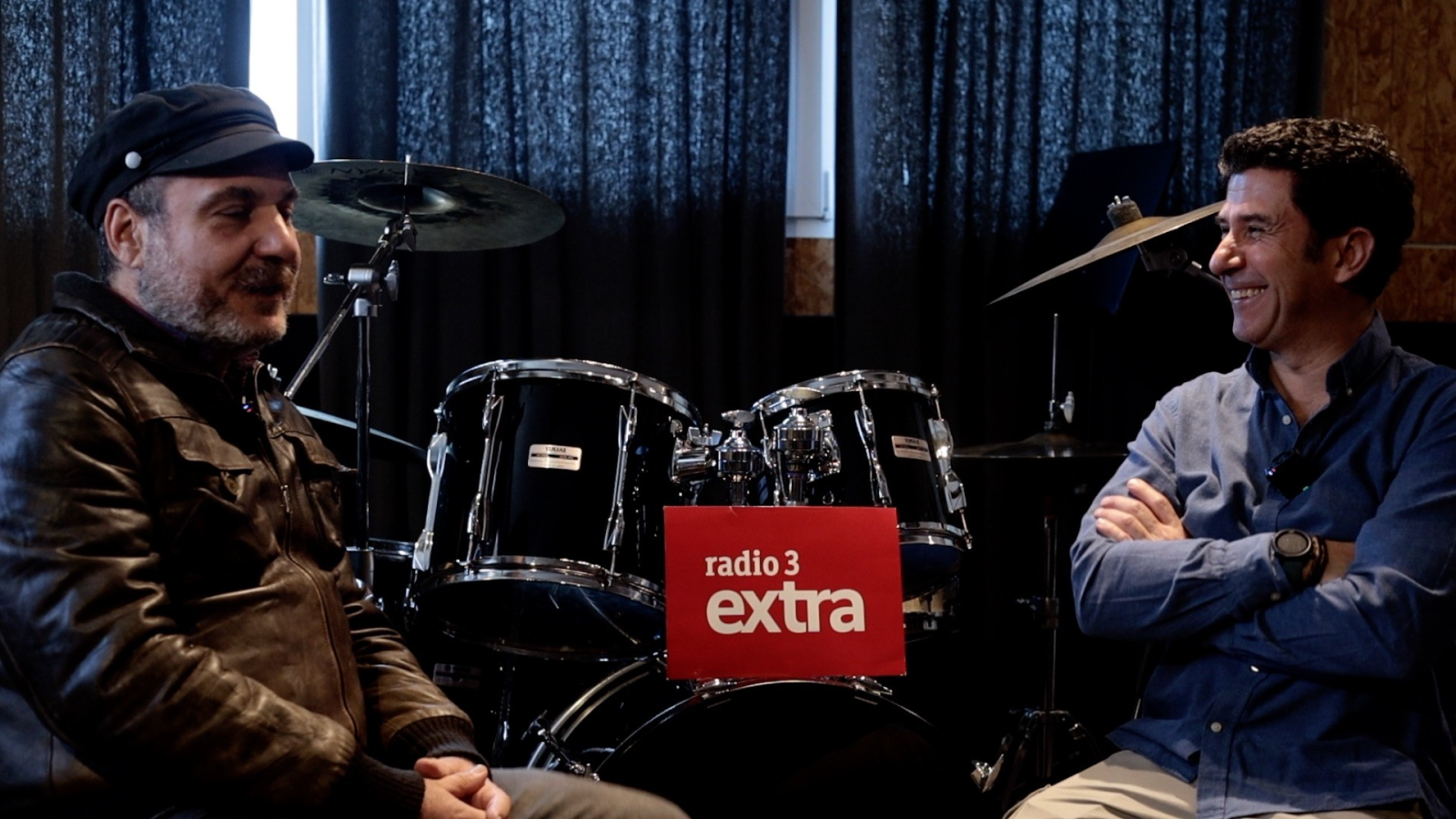 Luces fuera - Eladio y Los Seres Queridos; agua fr�a - 29/12/25 - Ver ahora