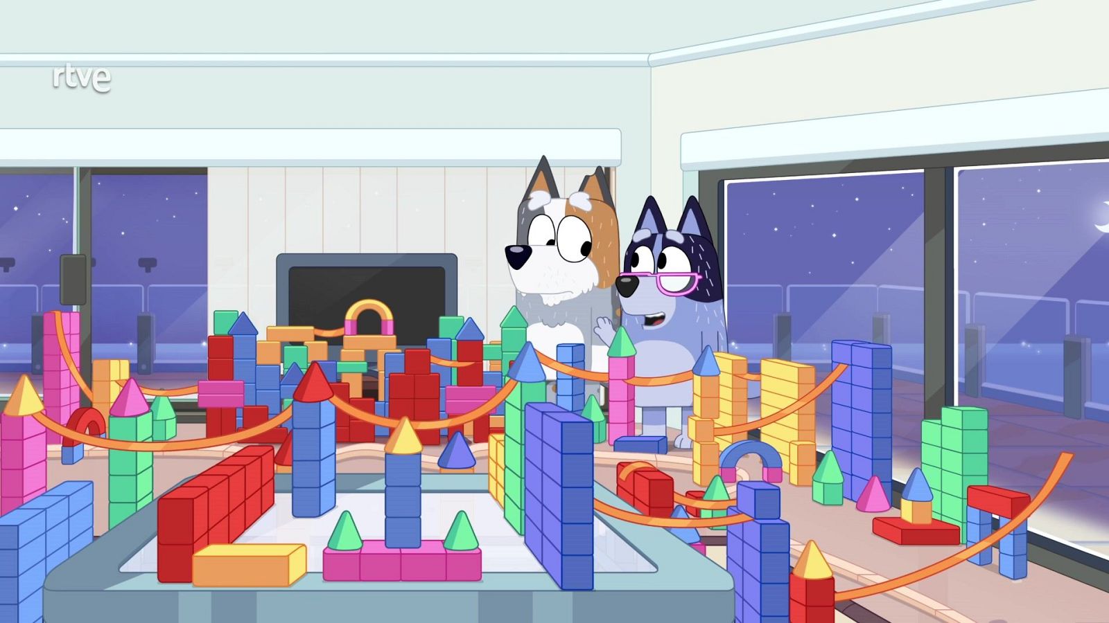 Bluey: Los bloques | Episodio completo en Clan RTVE - Bluey | Ver