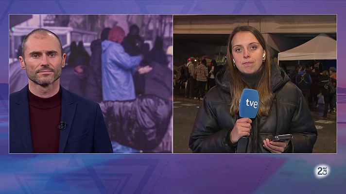 El Vespre - Reallotgen una cinquantena de desallotjats del B9