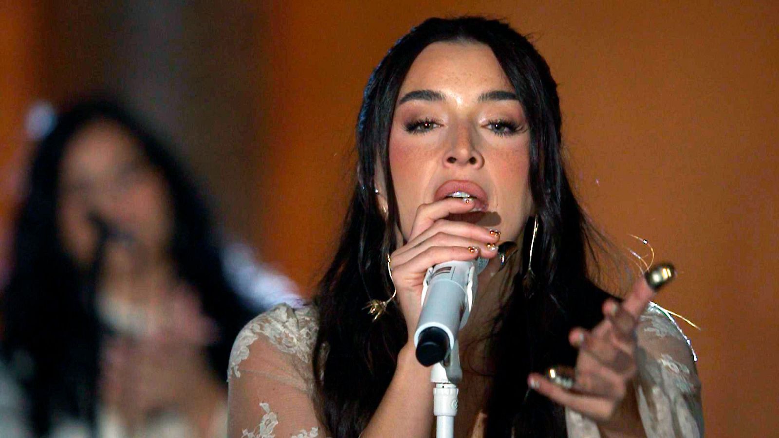 La Casa de la Música - Lola Índigo canta "VERDE" | Ver actuación