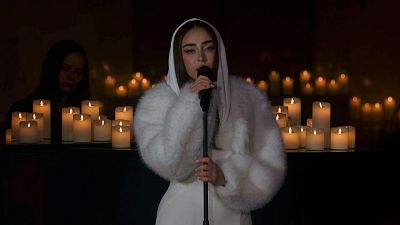 Nicki Nicole canta "Plegarias"