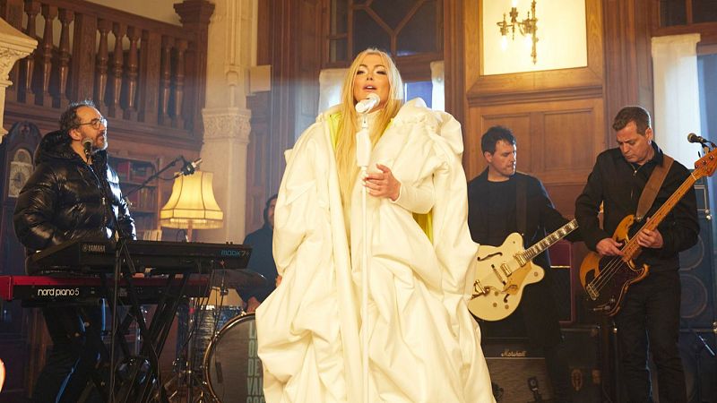 La Casa de la Música - La Oreja de Van Gogh presenta "Todos estamos bailando la misma canción" | Ver actuación