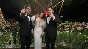 �Feliz 2026! As� han sido las Campanadas de RTVE con Chenoa y Estopa