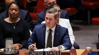 EE.UU. anuncia sanciones "al m�ximo" a Venezuela, que denuncia la mayor "extorsi�n" de su historia