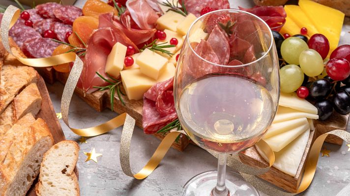 Telediario 1 - Menú navideño con inteligencia artificial: ¿un acierto?