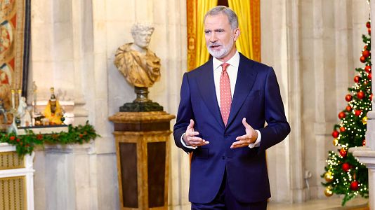 El monarca avisa que "atravesamos una inquietante crisis de confianza que afecta a la credibilidad en las instituciones"