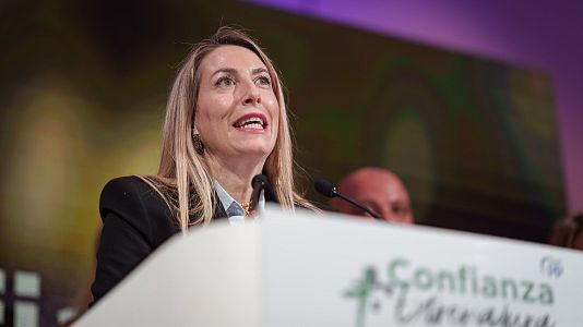 Guardiola mantiene su primer contacto con Vox para lograr un acuerdo para la "estabilidad" en Extremadura