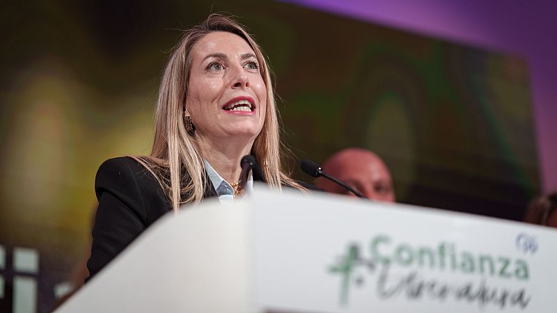 Guardiola mantiene su primer contacto con Vox para lograr un acuerdo para la "estabilidad" en Extremadura